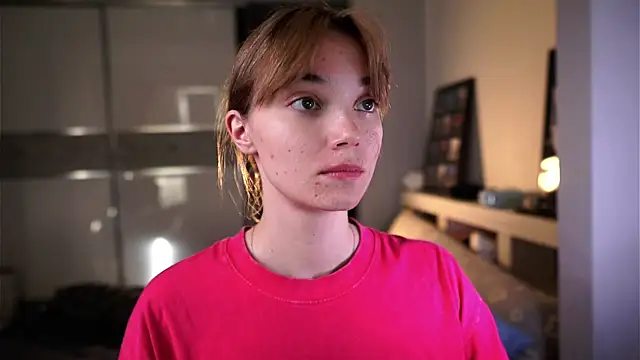 Snapshot of ileanacampbe chatting on 09.23.25 ileanacampbe online show from 09.23.25