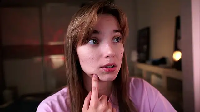 Snapshot of ileanacampbe chatting on 10.08.25 ileanacampbe online show from 10.08.25