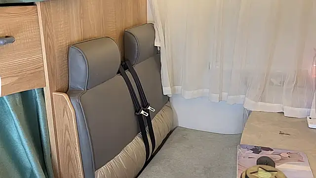 Snapshot of muyan_00 chatting on 11.26.25 muyan 00 online show from 11.26.25