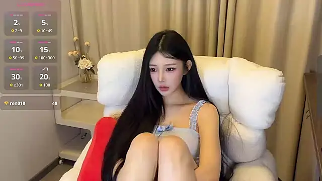 Snapshot of muyan_00 chatting on 12.03.25 muyan 00 online show from 12.03.25