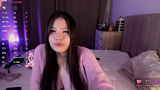 Snapshot of marin_light chatting on 01.09.26 marin light online show from 01.09.26