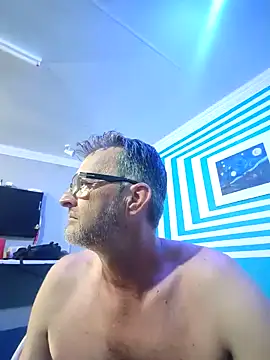 Snapshot of itsmeyes69 chatting on 01.30.25 itsmeyes69 online show from 01.30.25