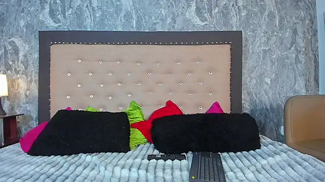 StefanyRousse online show from 02.22.25