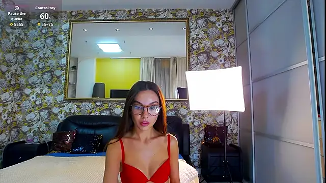 LiaStef online show from 02.10.26