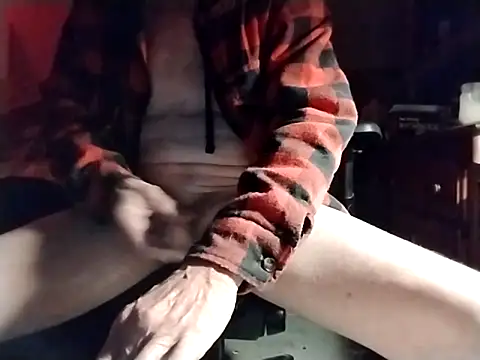 Aldick68 online show from 02.21.25