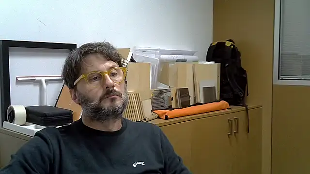 Snapshot of Cellino4 chatting on 10.17.25 Cellino4 online show from 10.17.25