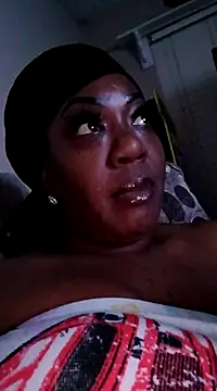 chocolatechipkukky85 online show from 02.05.25