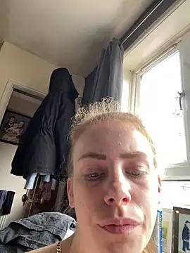 VioletxBlue online show from 06.03.26
