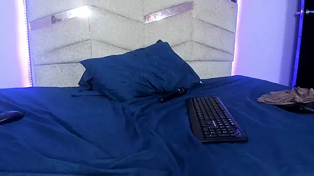 RubiSharqui  online show from 02.12.25