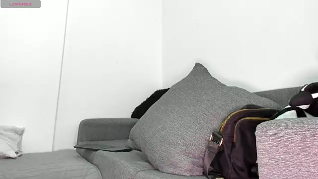 Snapshot of lemtosh chatting on 03.19.25 lemtosh online show from 03.19.25