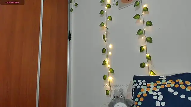 Snapshot of lemtosh chatting on 03.21.25 lemtosh online show from 03.21.25