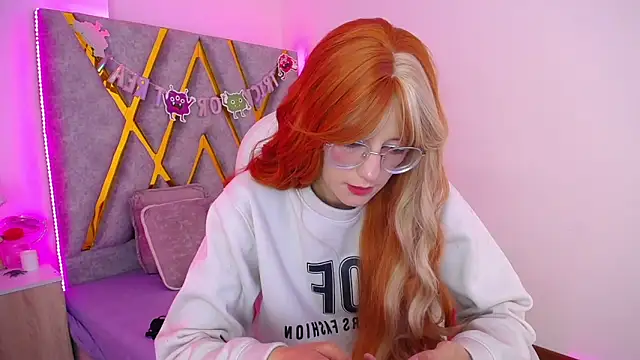 SussanHottye1  online show from 11.23.25