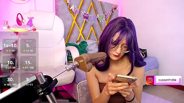 SussanHottye1  online show from 11.28.25