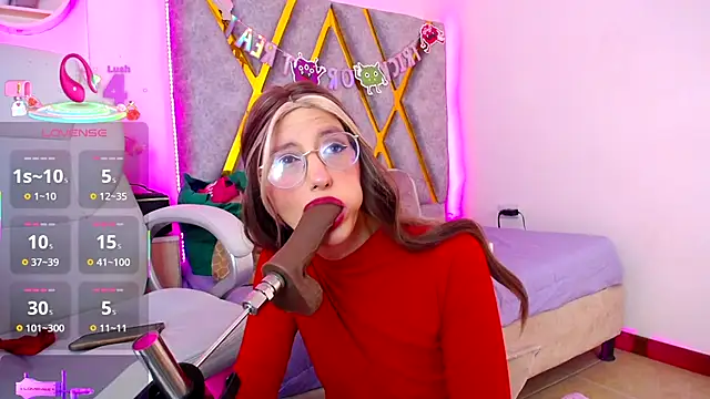 SussanHottye1  online show from 12.04.25