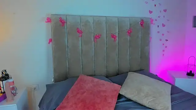 Snapshot of Dahlia_Rousse chatting on 02.10.25 Dahlia Rousse online show from 02.10.25