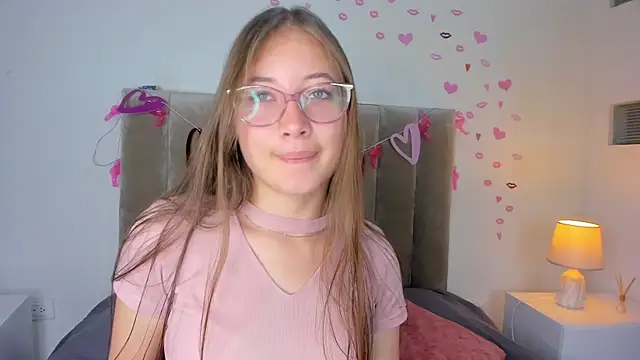 Snapshot of Dahlia_Rousse chatting on 03.15.25 Dahlia Rousse online show from 03.15.25