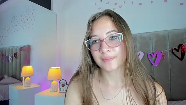 Snapshot of Dahlia_Rousse chatting on 03.23.25 Dahlia Rousse online show from 03.23.25