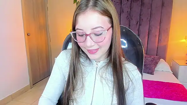 Snapshot of Dahlia_Rousse chatting on 11.28.25 Dahlia Rousse online show from 11.28.25