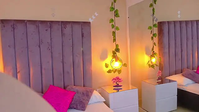 Snapshot of Dahlia_Rousse chatting on 01.09.26 Dahlia Rousse online show from 01.09.26