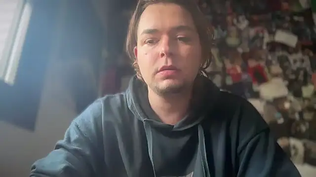 Snapshot of vittote chatting on 01.09.25 vittote online show from 01.09.25