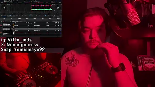 Snapshot of vittote chatting on 02.16.25 vittote online show from 02.16.25