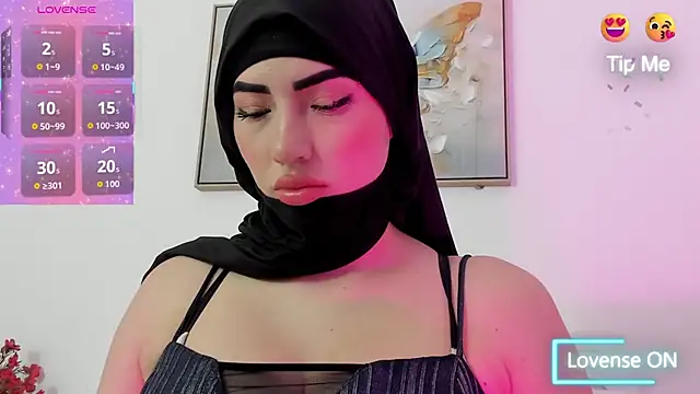 Snapshot of taylorsmiiith_ chatting on 12.16.25 taylorsmiiith online show from 12.16.25