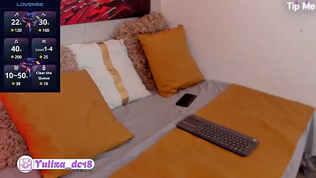 Luxury Woman online show from 03.18.25