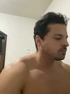 Snapshot of Lucasfit24 chatting on 01.29.25 Lucasfit24 online show from 01.29.25