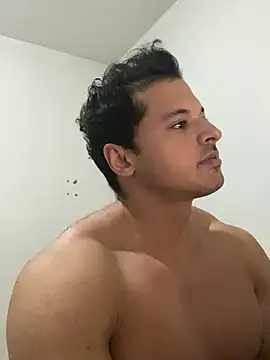 Snapshot of Lucasfit24 chatting on 02.01.25 Lucasfit24 online show from 02.01.25