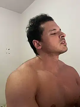 Snapshot of Lucasfit24 chatting on 02.09.25 Lucasfit24 online show from 02.09.25