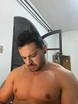 Snapshot of Lucasfit24 chatting on 03.16.25 Lucasfit24 online show from 03.16.25