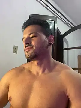 Snapshot of Lucasfit24 chatting on 03.16.25 Lucasfit24 online show from 03.16.25