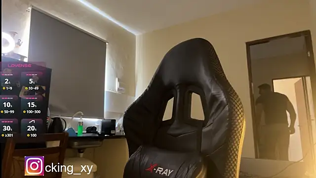 Snapshot of Lucasfit24 chatting on 09.18.25 Lucasfit24 online show from 09.18.25