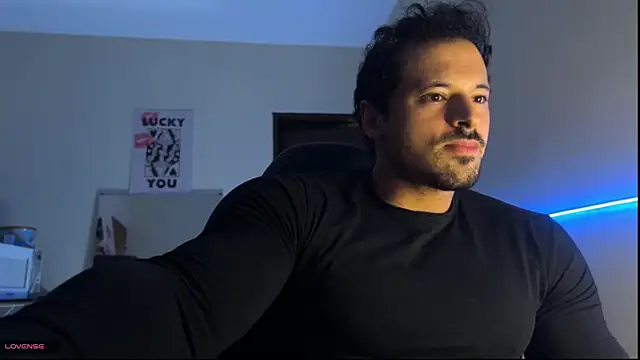 Snapshot of Lucasfit24 chatting on 05.19.26 Lucasfit24 online show from 05.19.26