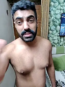 Snapshot of vaibhavchugh38 chatting on 03.13.25 vaibhavchugh38 online show from 03.13.25