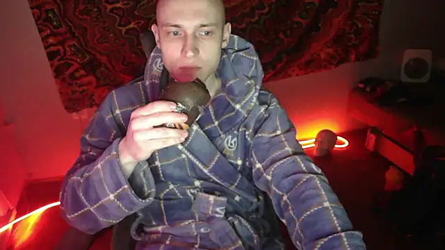 Snapshot of johnny_positive chatting on 11.17.25 johnny positive online show from 11.17.25