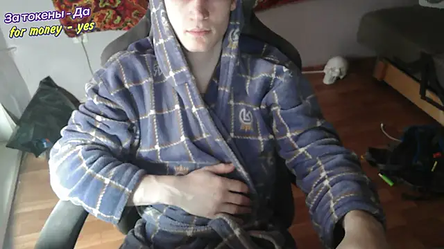 Snapshot of johnny_positive chatting on 12.01.25 johnny positive online show from 12.01.25