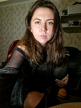 Melenka online show from 11.22.25