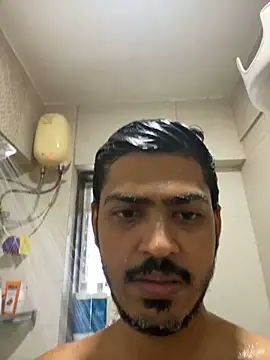 Snapshot of cute_modell chatting on 10.06.25 cute modell online show from 10.06.25