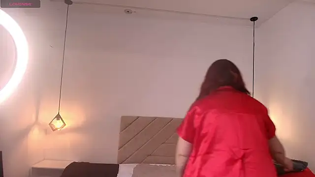 Victoria Adamns online show from 04.21.26