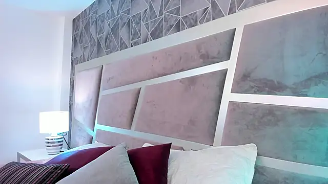 Snapshot of Sara__collins__ chatting on 03.04.25 Sara collins online show from 03.04.25