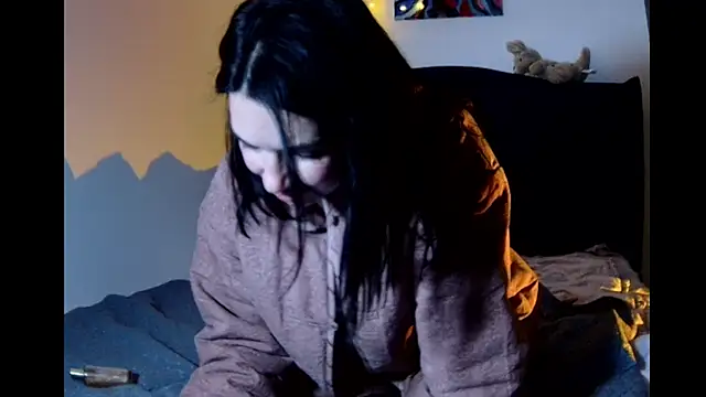 Mylaya online show from 01.17.25