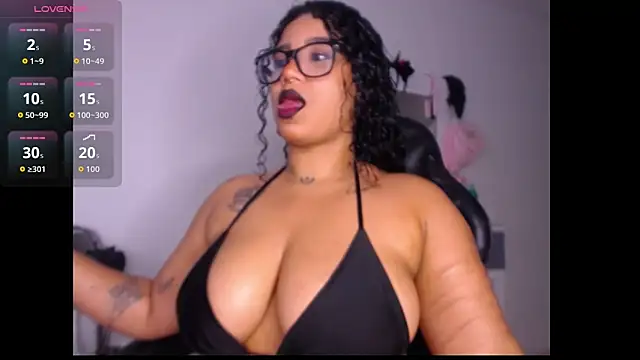 leslycarsson online show from 11.06.25