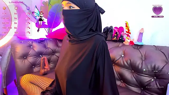 Snapshot of azahara_faraah chatting on 09.16.25 azahara faraah online show from 09.16.25