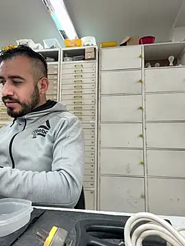 leonardohot1987 online show from 03.07.25