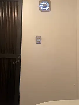 leonardohot1987 online show from 12.15.25