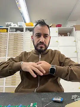 Snapshot of leonardohot1987 chatting on 02.05.26 leonardohot1987 online show from 02.05.26