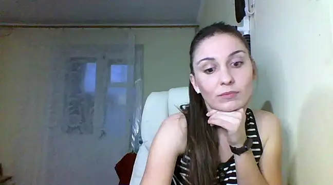 Snapshot of Yuliia30 chatting on 01.12.25 Yuliia30 online show from 01.12.25