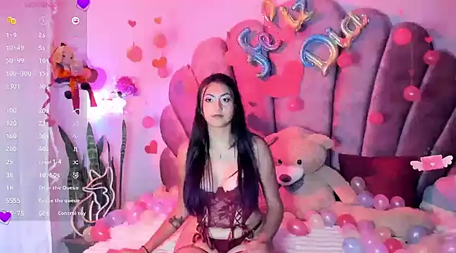 Snapshot of sweetfoxy_17 chatting on 02.14.25 sweetfoxy 17 online show from 02.14.25