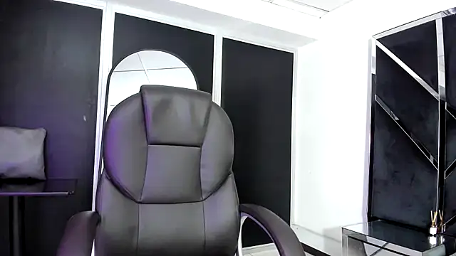 Salmaportman69 online show from 09.26.25